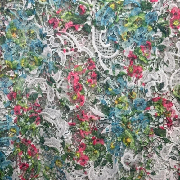 NWT’s Lane Bryant Beautiful Multicolor Lace / Crochet Open Weave Top - Picture 3 of 11